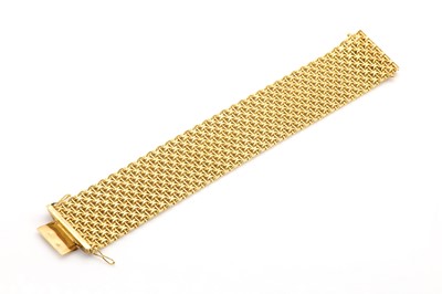 Lot 271 - A gold mesh cuff bracelet