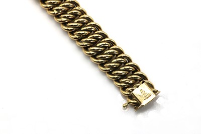 Lot 272 - An 18ct gold bracelet by UnoAErre