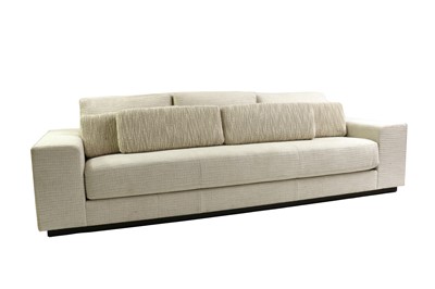 Lot 360 - A large 'Pampa' sofa by Holly Hunt