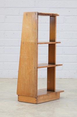 Lot 189 - An Art Deco free-standing oak bookcase