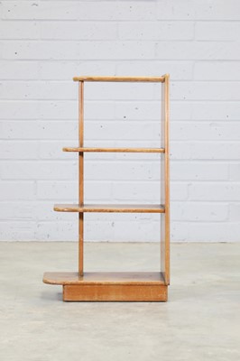 Lot 189 - An Art Deco free-standing oak bookcase