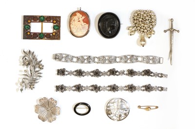 Lot 320 - A small collection of silver filigree jewellery