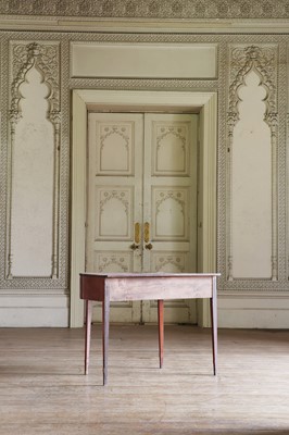 Lot 175 - ☘ A George III mahogany side table