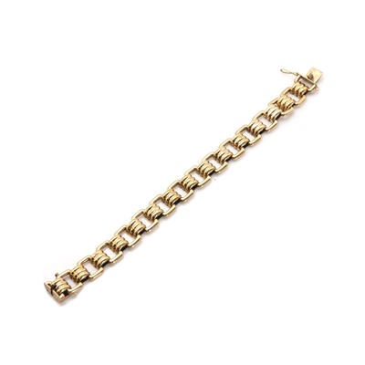 Lot 361 - A gold hollow link bracelet