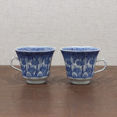Lot 114 - A collection of Chinese blue and white