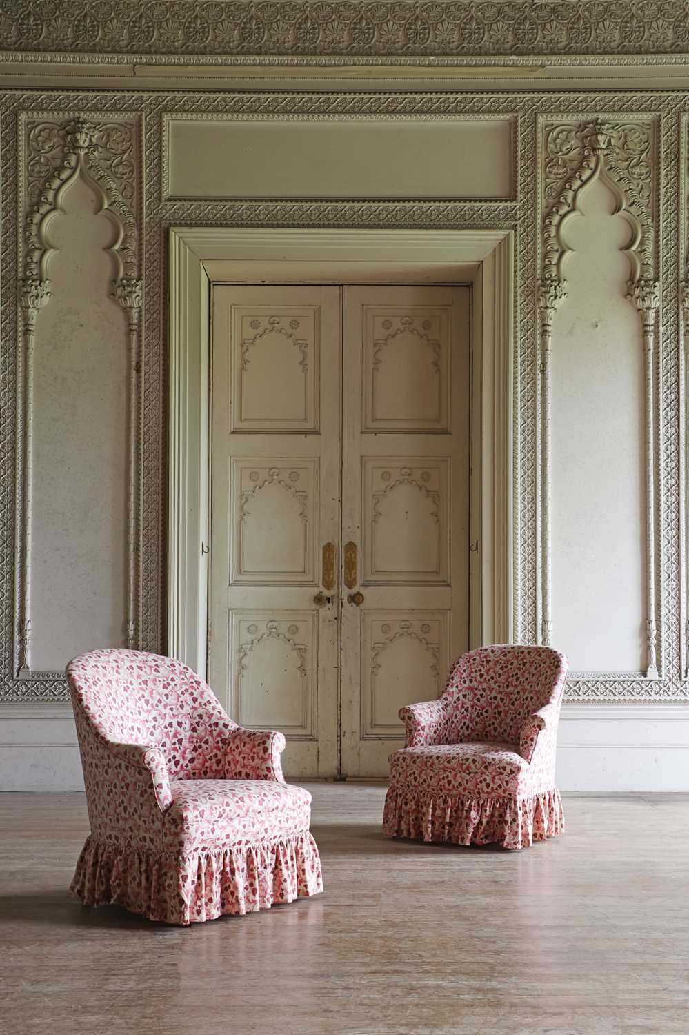 Lot 142 - ☘ A matched pair of Victorian tub armchairs