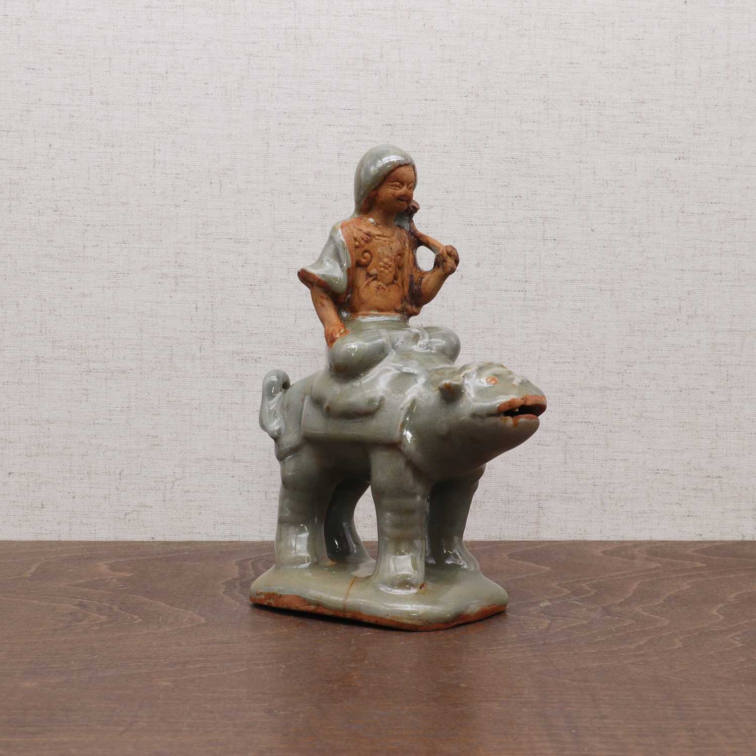 Lot 186 - A Chinese longquan group