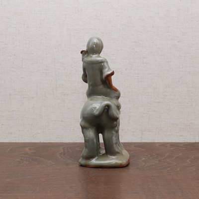 Lot 186 - A Chinese longquan group