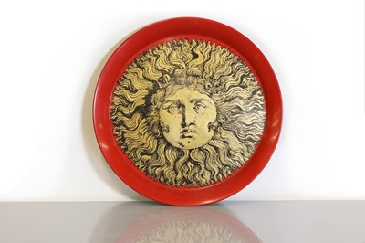 Lot 326 - An Italian 'Re Sole' lacquered metal tray