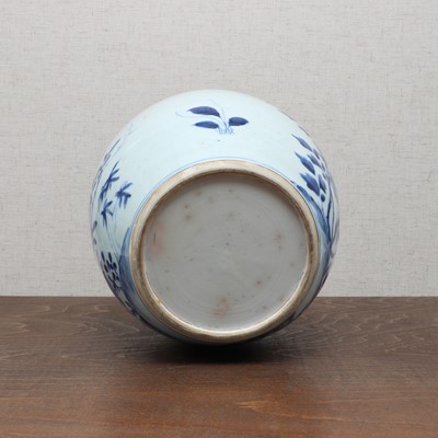Lot 47 - A Chinese blue and white jar and cover
