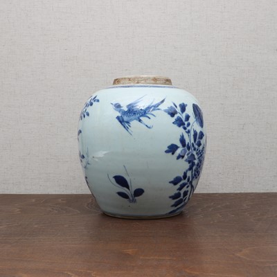 Lot 47 - A Chinese blue and white jar and cover