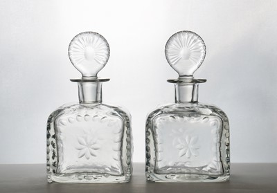 Lot 122 - A pair of James Powell & Sons crystal glass 'Spanish' decanters
