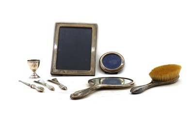 Lot 25A - A collection of silver items