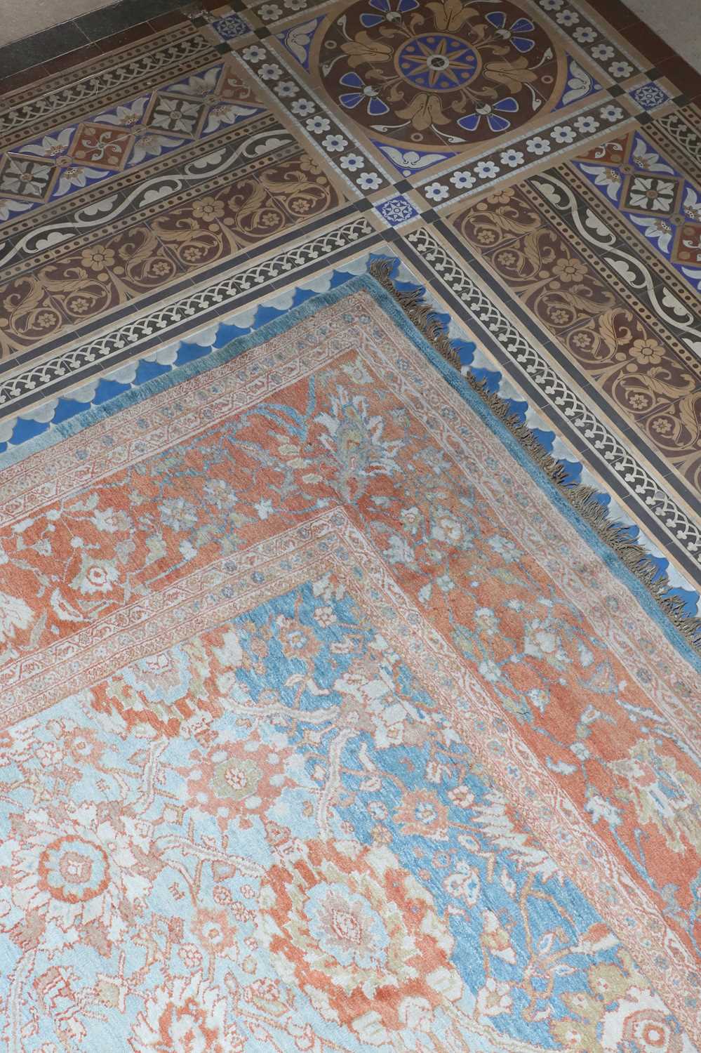 Lot 156 - ☘ A Ziegler Sultanabad pattern wool carpet