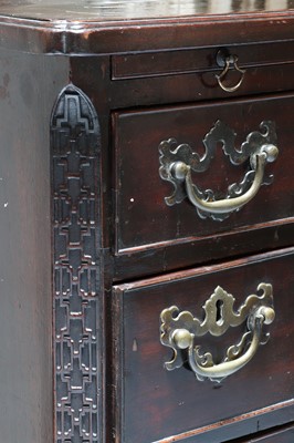 Lot 16 - A George III mahogany kneehole desk