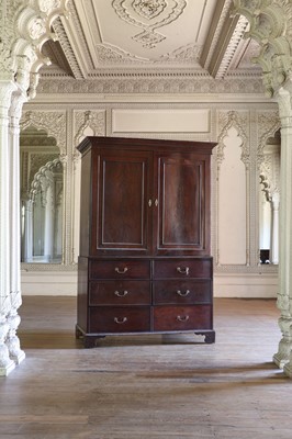 Lot 122 - ☘ An early George III mahogany linen press