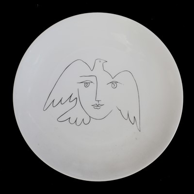 Lot 256 - A group of nine Limoges porcelain plates