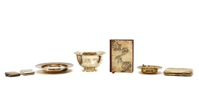 Lot 85 - A group of silver items