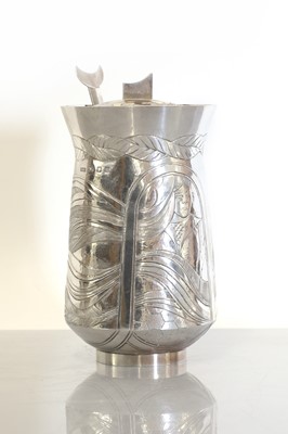 Lot 321 - A silver honey pot, cover and spoon