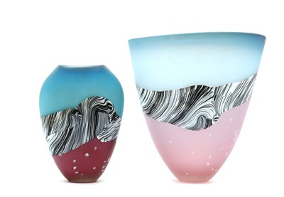 Lot 97 - A Paul Barcroft 'Glass-Scape' studio glass vase
