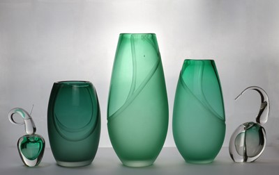 Lot 96 - A group of Catherine Hough studio glass