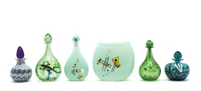 Lot 116 - A group of Siddy Langley studio glass items
