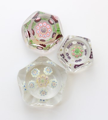 Lot 189 - A Clichy glass faceted paperweight