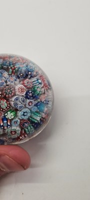 Lot 186 - A group of glass paperweights