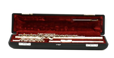 Lot 163 - A cased Yamaha flute