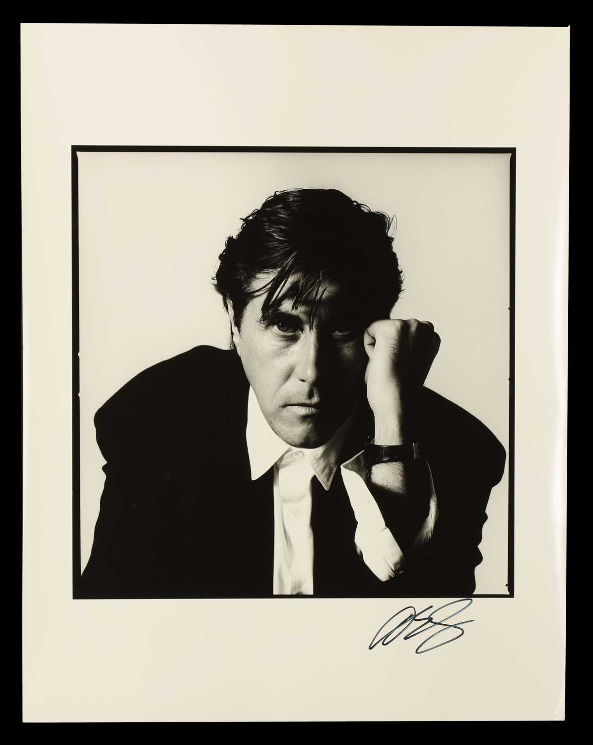 Lot 136 - David Bailey (b.1938-)