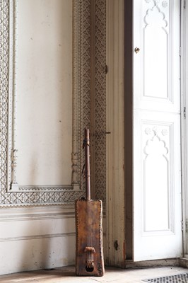 Lot 252 - A three-stringed instrument