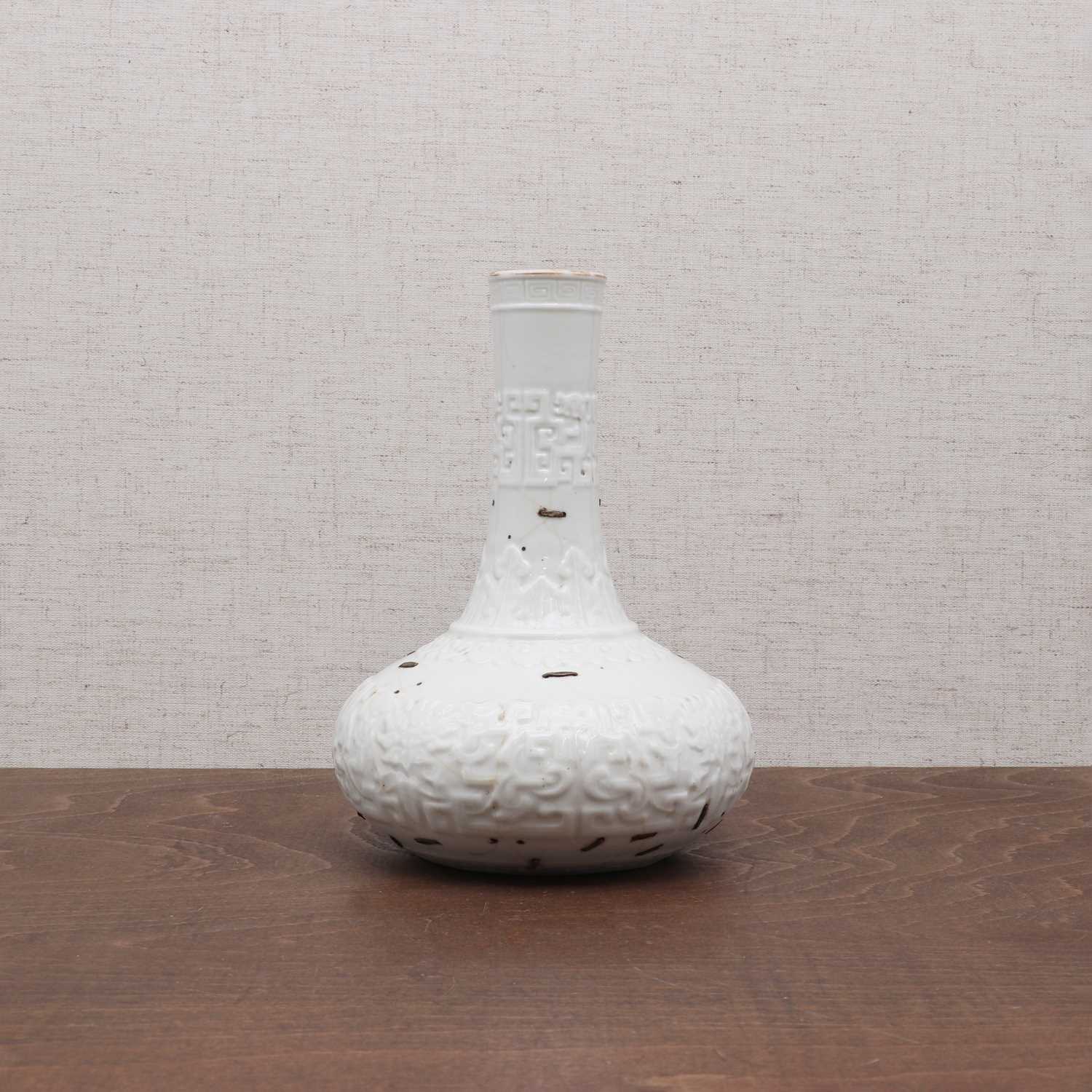 Lot 192 - A Chinese white glazed vase