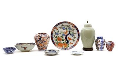 Lot 148 - A group of Japanese porcelain