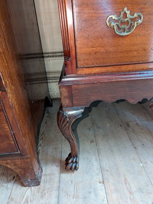 Lot 128 - ☘ An Edwardian mahogany tall chest