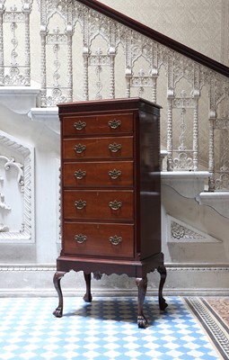 Lot 128 - ☘ An Edwardian mahogany tall chest