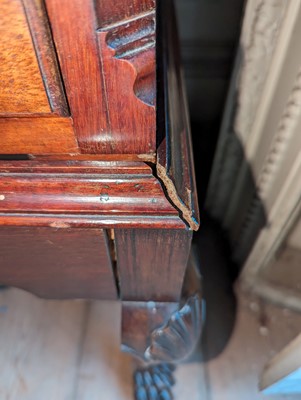 Lot 128 - ☘ An Edwardian mahogany tall chest