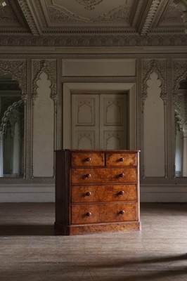 Lot 294 - ☘ A Victorian figured walnut chest of drawers