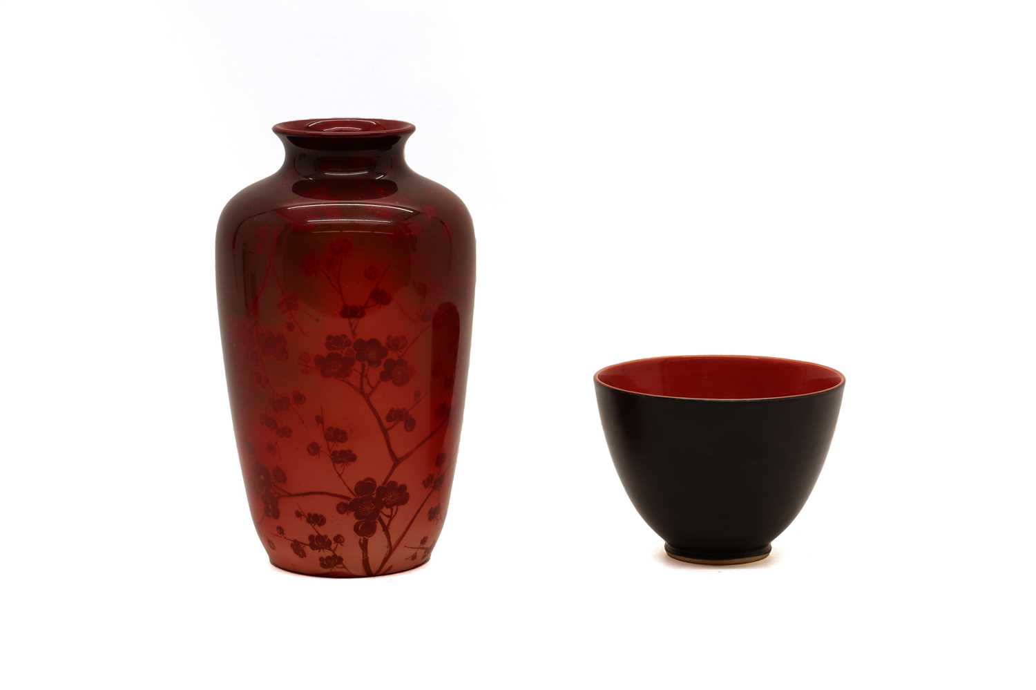 Lot 130 - A Bernard Moore flambe vase