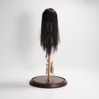 Lot 60 - A replica shrunken head