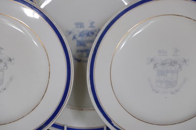 Lot 370 - ☘ A large Copeland porcelain crested part dinner service