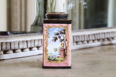 Lot 371 - ☘ An enamel tea caddy