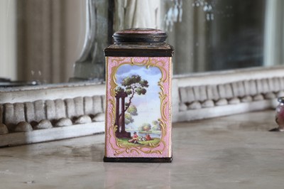 Lot 371 - ☘ An enamel tea caddy