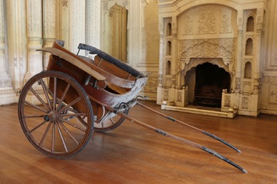 Lot 438 - A governess' cart