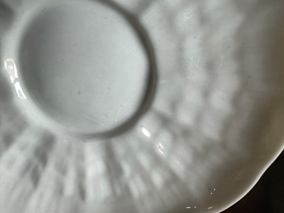 Lot 373 - ☘ A quantity of Belleek 'Echinus' porcelain teawares