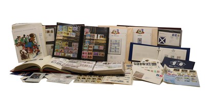 Lot 337 - A quantity of stamps in eight albums to include silver jubilee