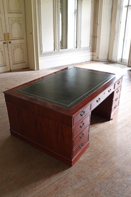 Lot 203 - A large George III-style partners' desk