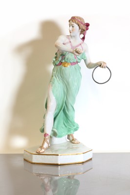 Lot 122 - A Meissen porcelain figure