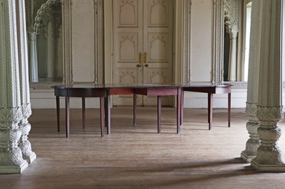 Lot 115 - ☘ A George III mahogany 'D' end dining table