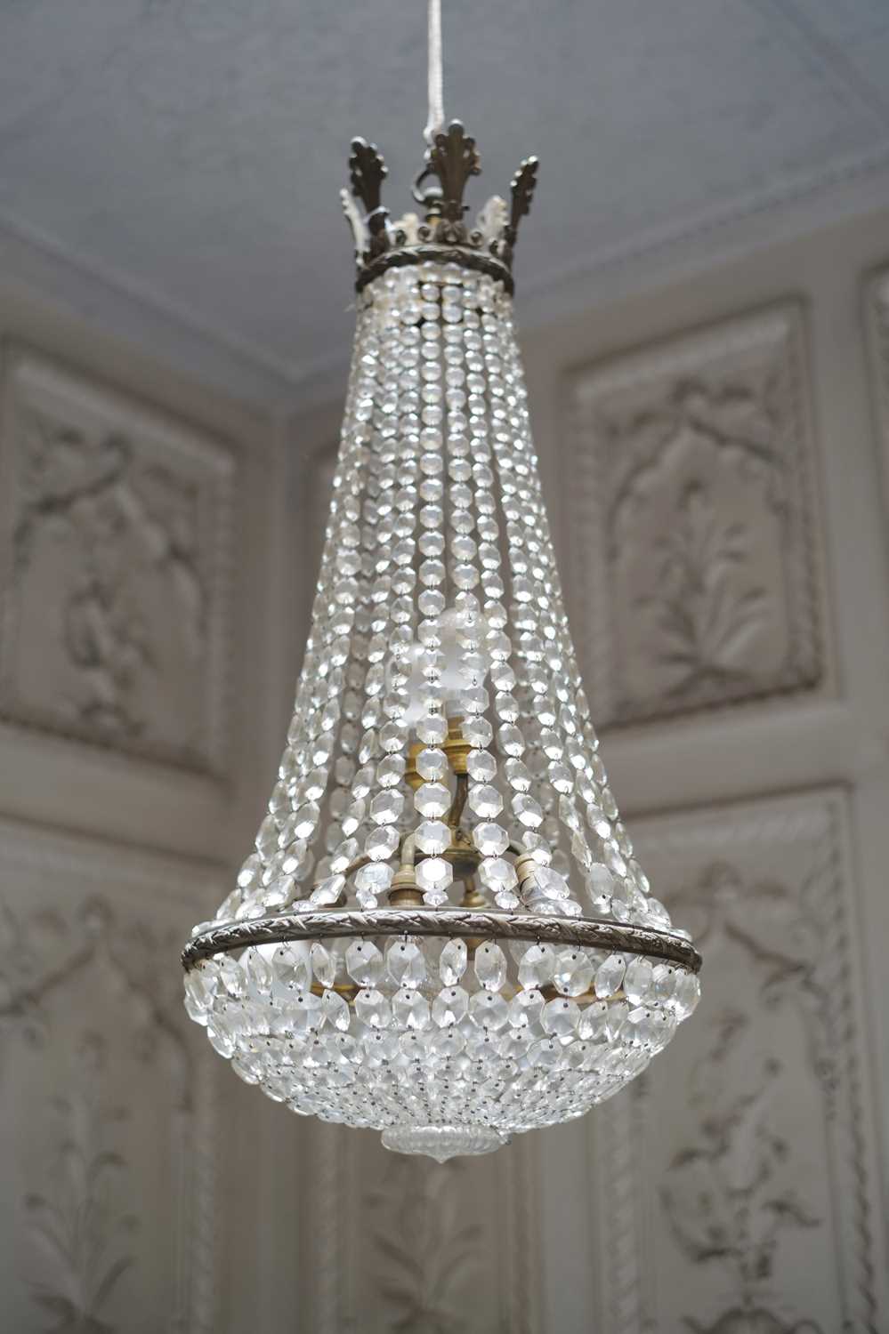 Lot 152 - A Louis XVI-style basket chandelier