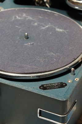 Lot 325 - ☘ An HMV portable gramophone